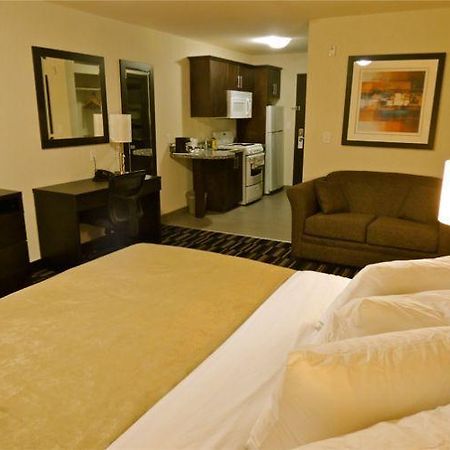 Western Star Inn & Suites Stoughton Δωμάτιο φωτογραφία
