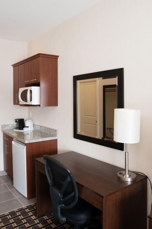 Western Star Inn & Suites Stoughton Δωμάτιο φωτογραφία