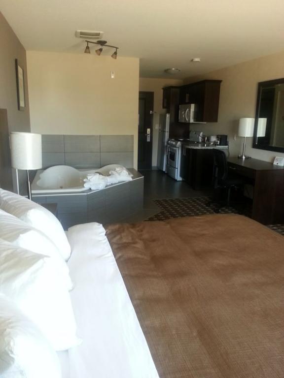 Western Star Inn & Suites Stoughton Εξωτερικό φωτογραφία